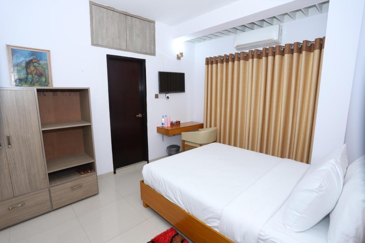 Hotel Blue Castle Dhaka Exterior photo