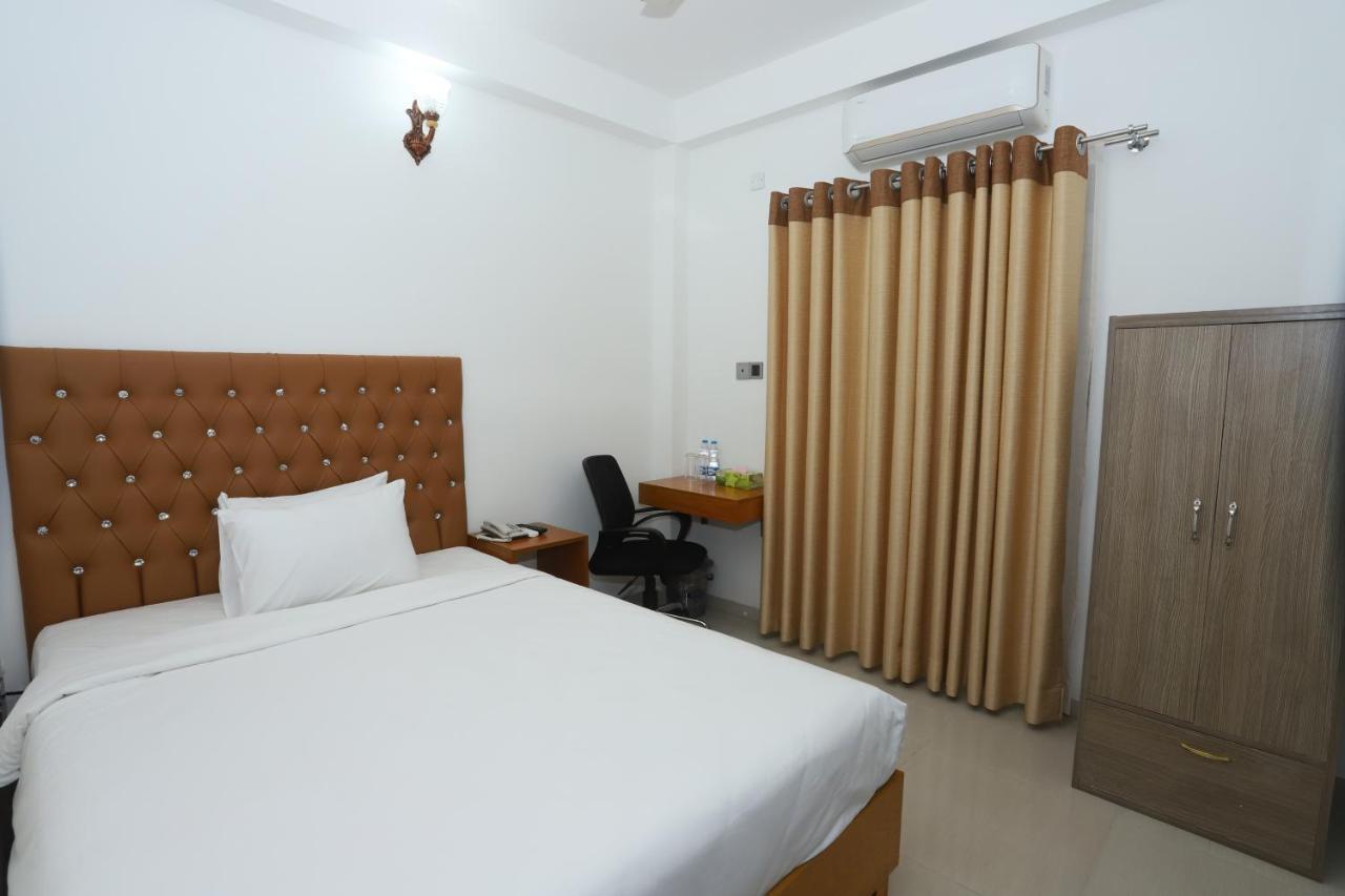 Hotel Blue Castle Dhaka Exterior photo